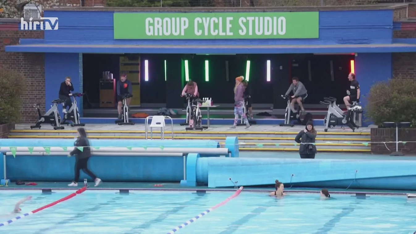 A britek nyitnak, az olaszok szigorítanak