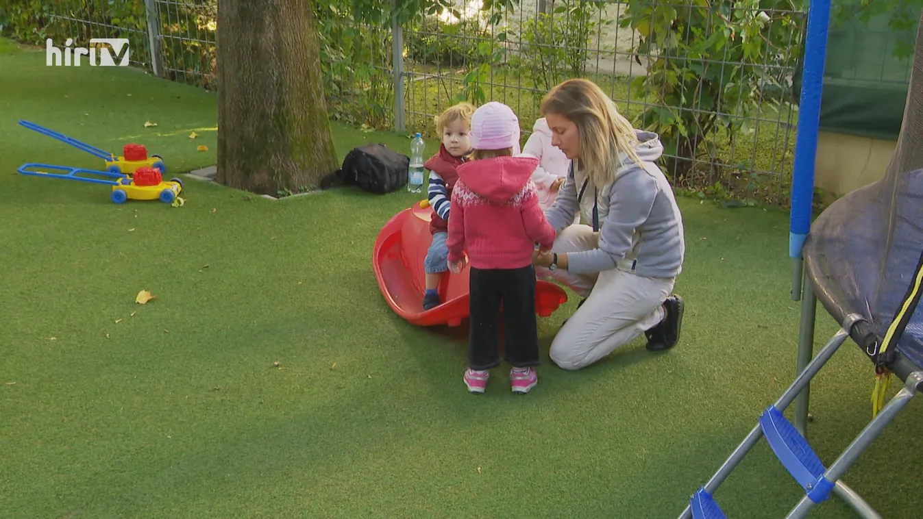 Tisztelet a nőknek! Online konferencia