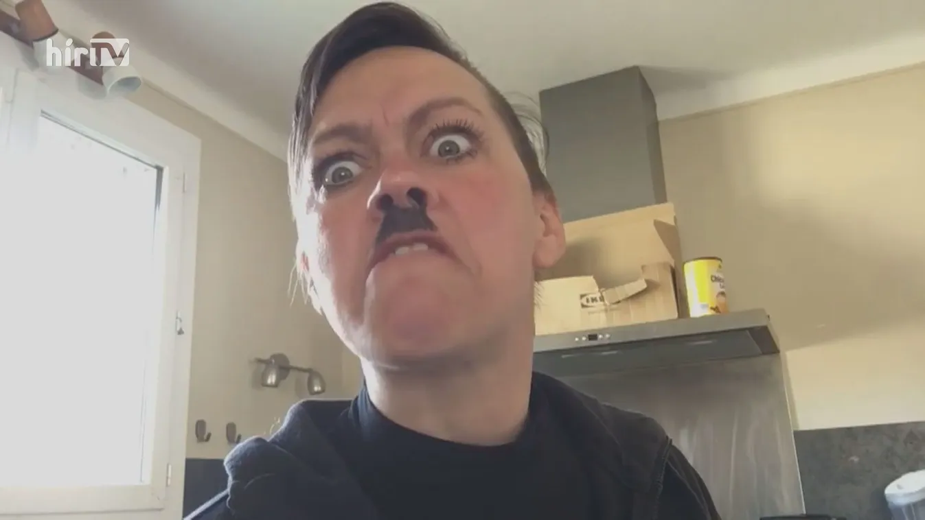 Hitlernek öltözött a balliberális színésznő, Sárosdi Lilla