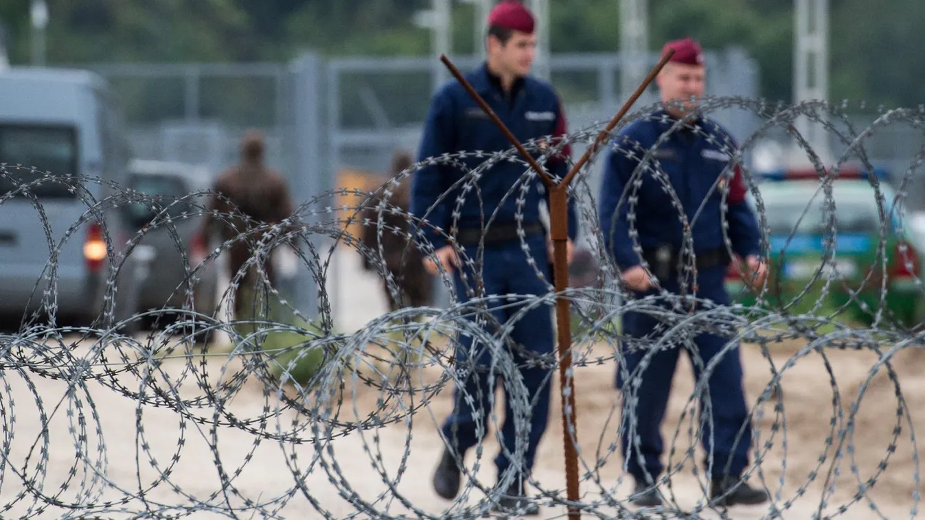 Csaknem háromszáz határsértővel szemben intézkedtek a hétvégén