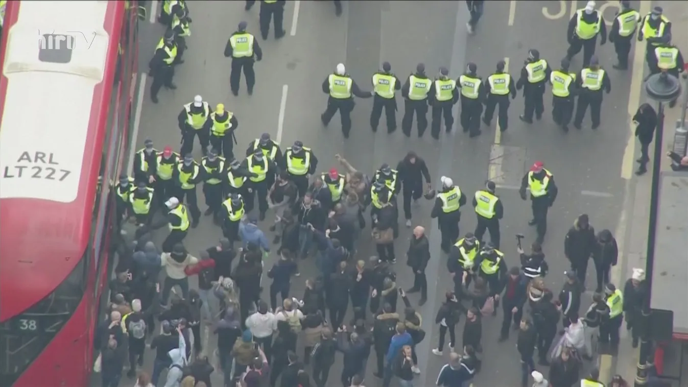 A brit felnőtt lakosság felét már beoltották