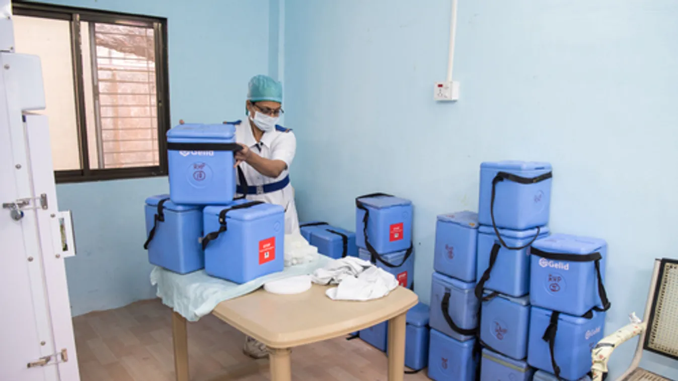 Az Egyesült Államok gyors segítséget küld Indiának