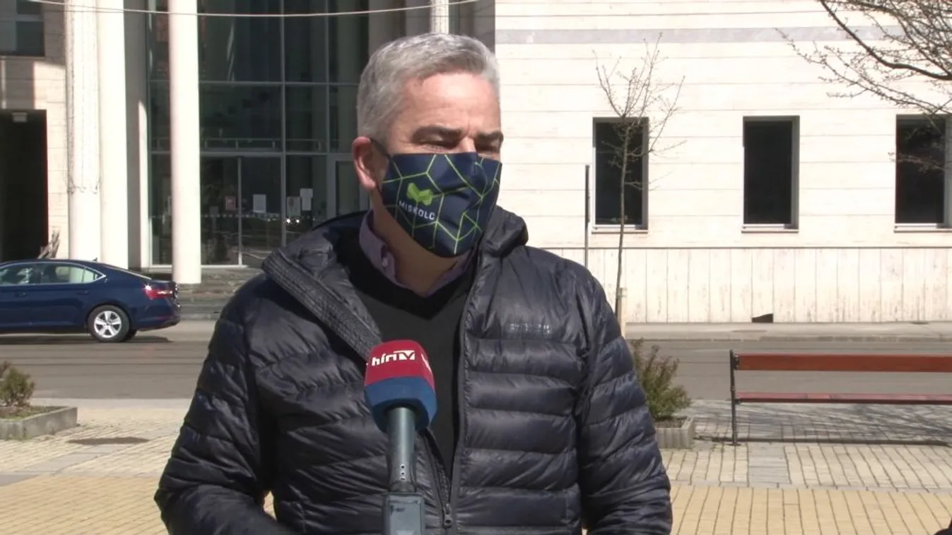 Kínai vakcinákkal riogat az ellenzék