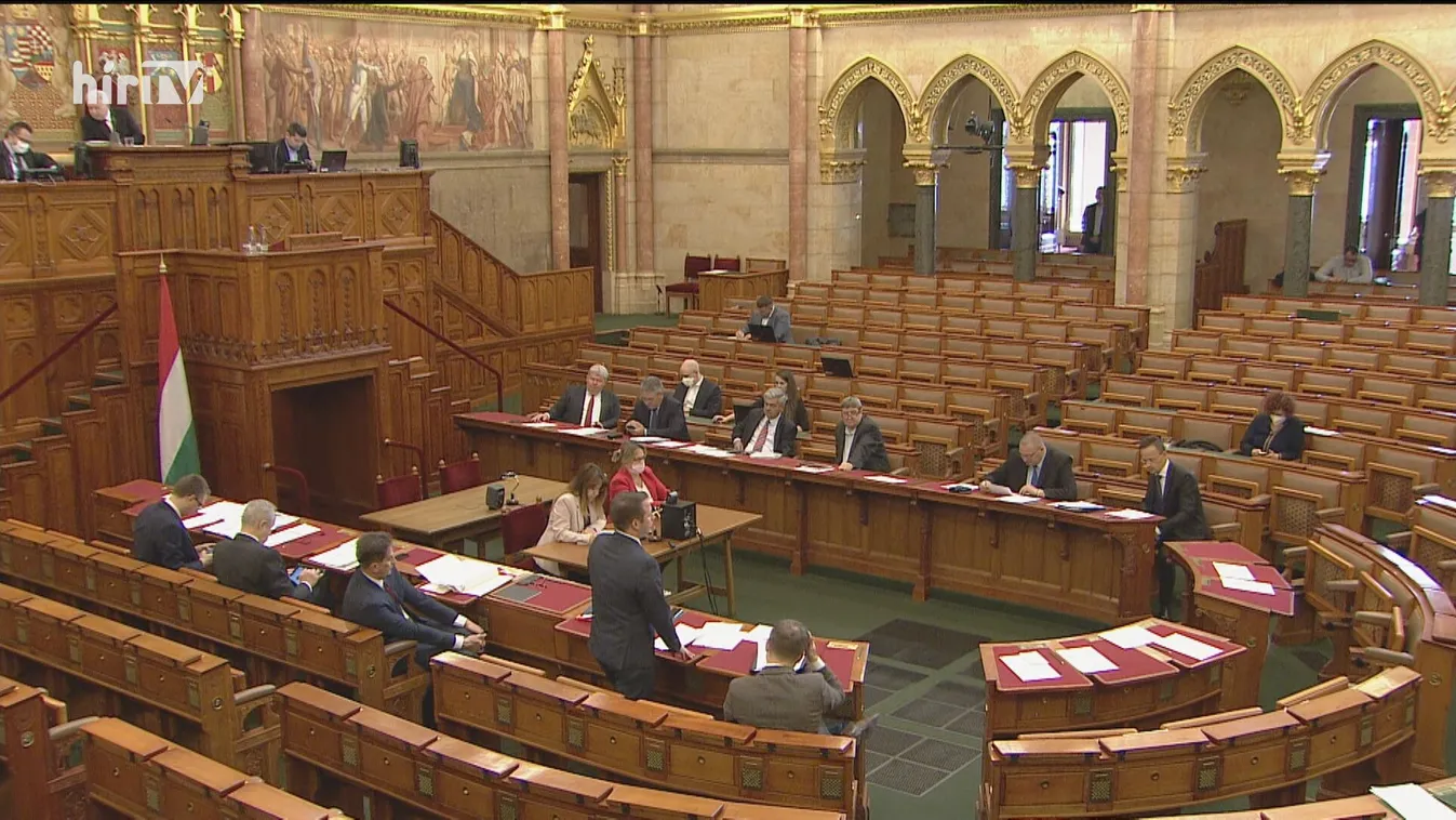 A Bajnai-kabinet pénzügyminisztere is elismeri a kormány gazdaságvédelmi tervét