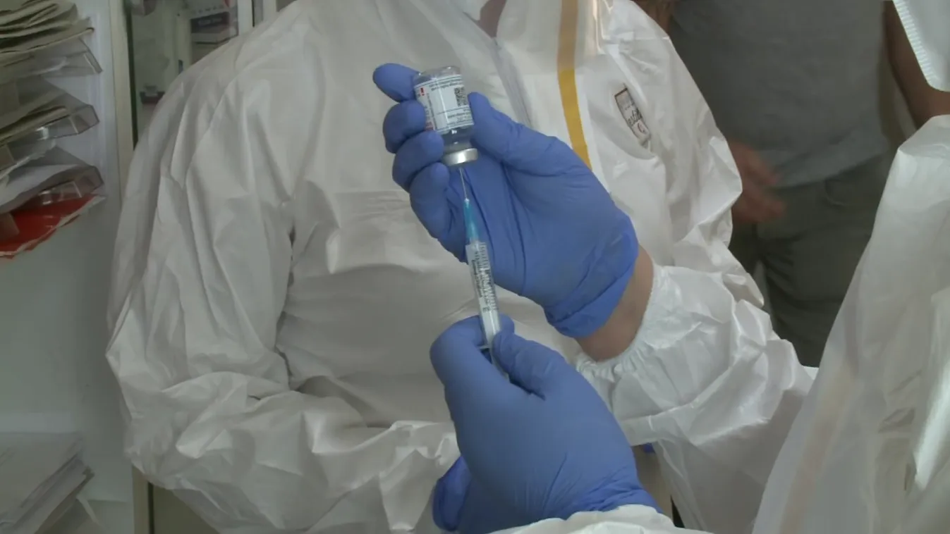 Merkely Béla: Június elejére elérjük a nyájimmunitást