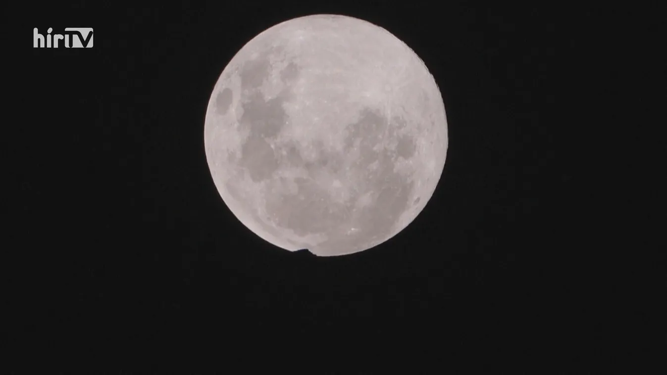 Áprilisi szuperhold