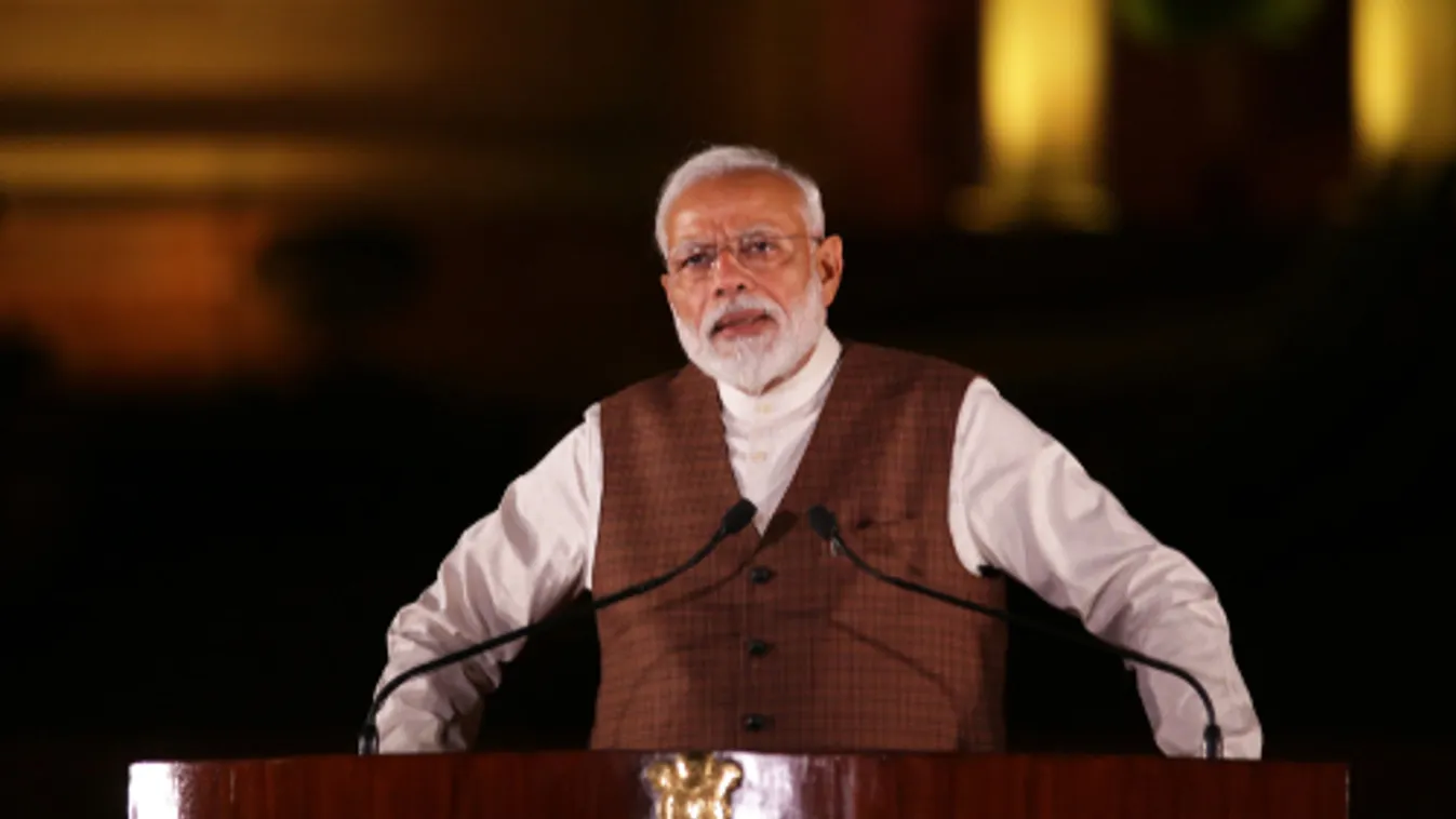 Indiában megközelítette a 350 ezret az új fertőzöttek napi esetszáma