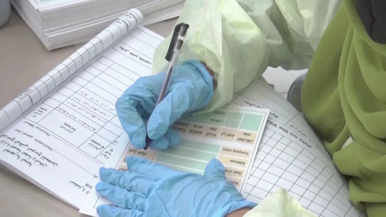 Moszkvában romlott a járványhelyzet, India teljes zárlatra készül