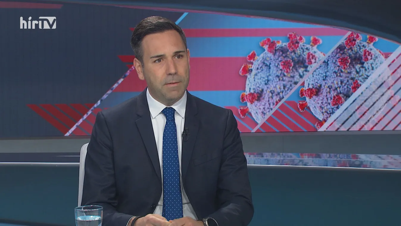 Békássy Szabolcs: Terjednek az álhírek, így felerősödött a vakcinaválogatás