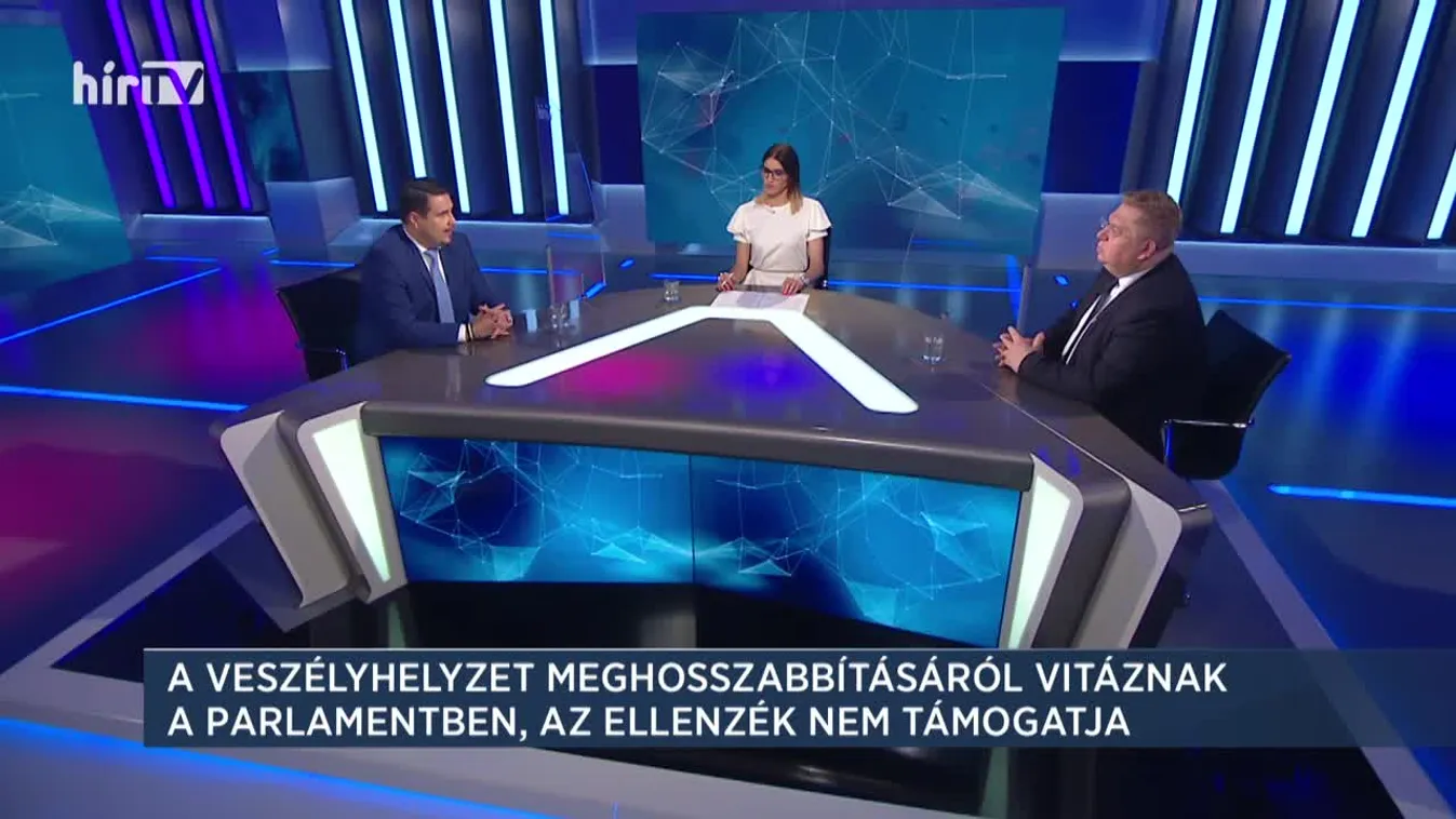 Plusz-mínusz (2021-04-30)