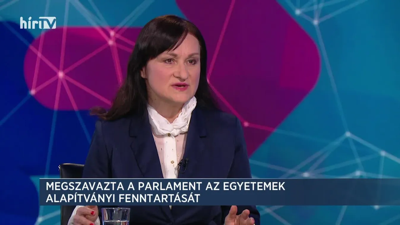 Plusz-mínusz (2021-04-27)