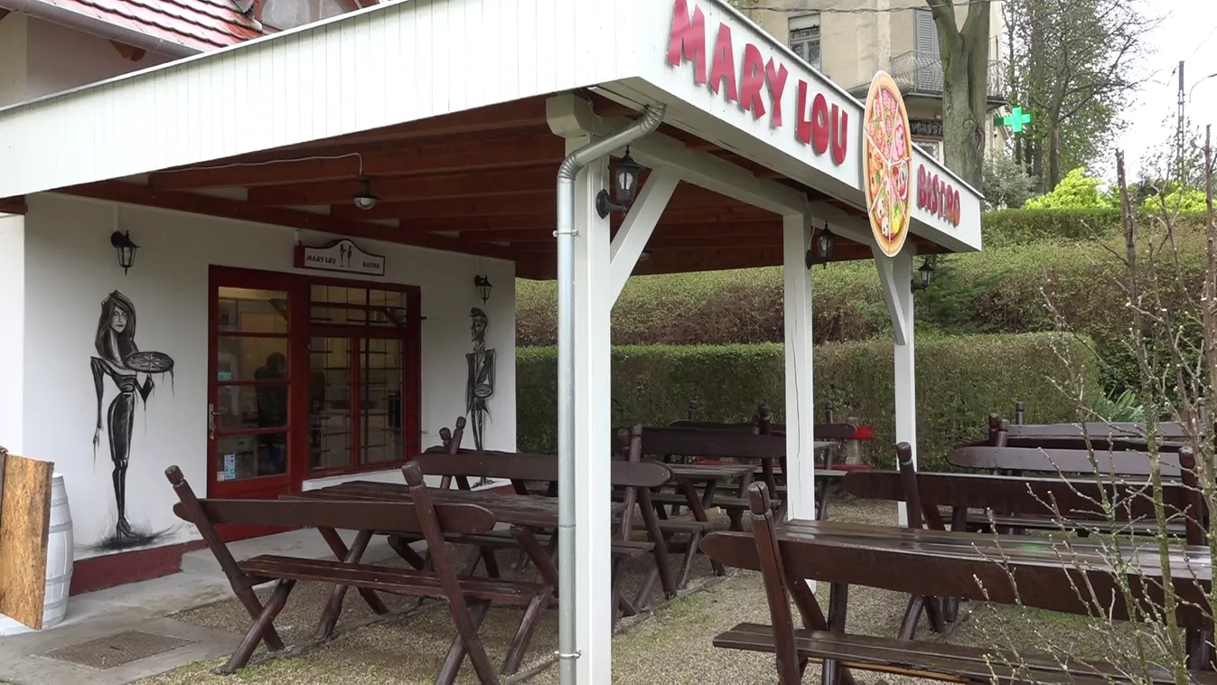 Már a nyitásra készülnek a balatoni büfék