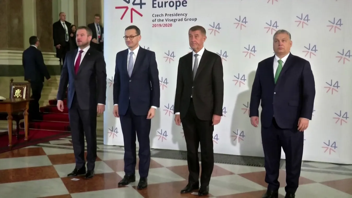 Orbán Viktor kormányfő szerint az uniónak egyenrangúan kell kezelni a V4-országokat