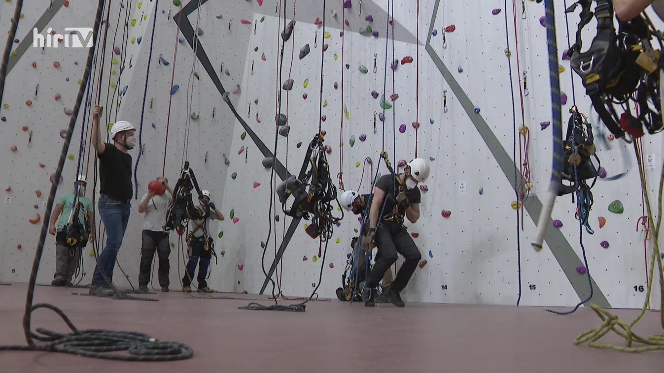 Magtárból lett mászóközpont nyílt Kőbányán