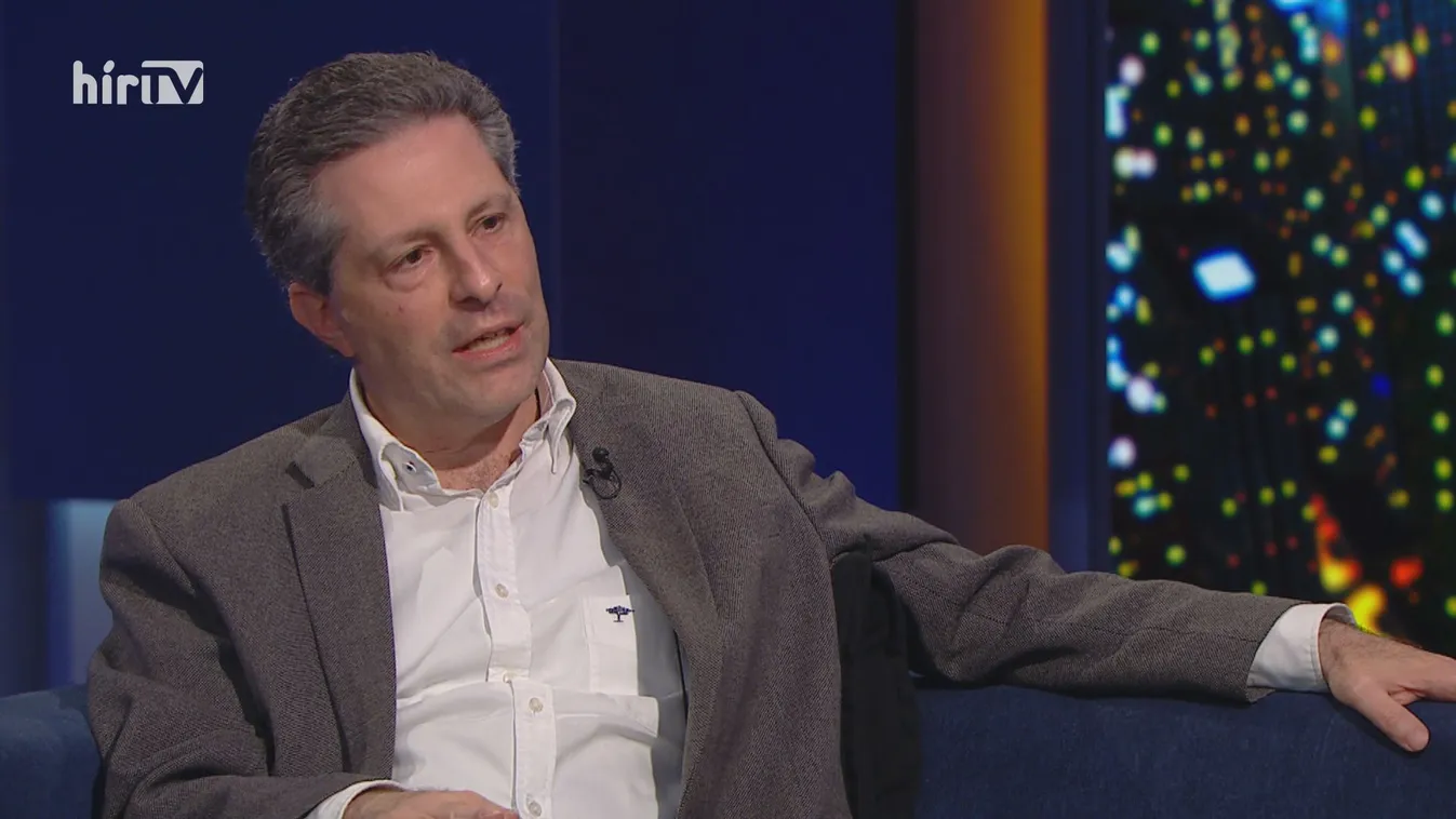 Schiffer András: A műanyag identitás buboréka