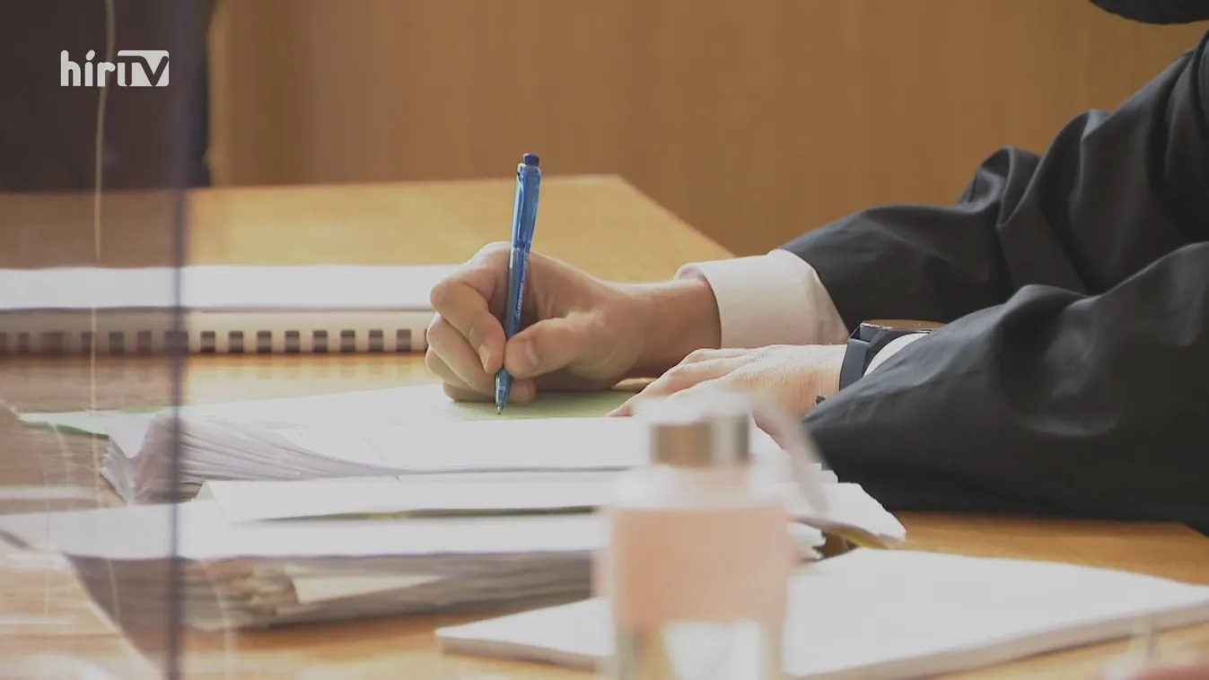 Gyurcsányék tízmilliókat adtak kölcsön Czeglédy Csaba cégének