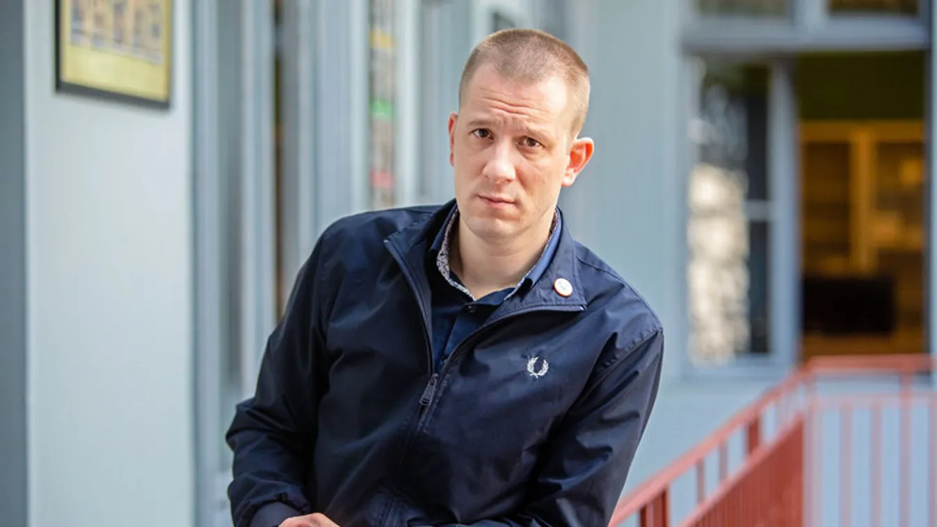 „Korszakok között fogunk választani jövőre”