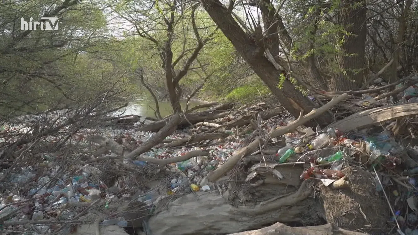 Kárpátalján mutatták be a PET Kupa hulladékkezelő eszközeit