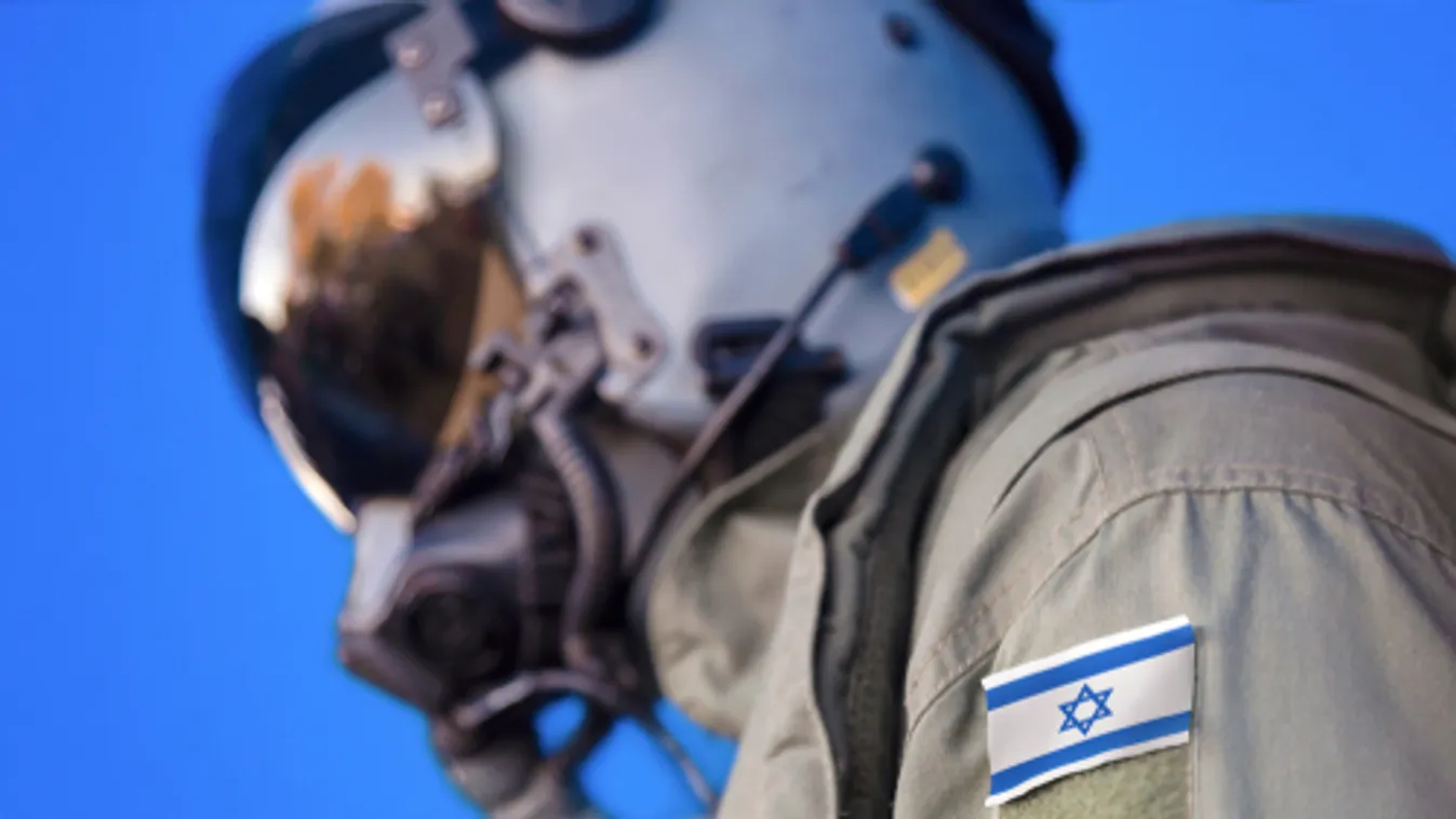 Izrael légi csapásokat mért a Hamász létesítményeire a Gázai övezetben