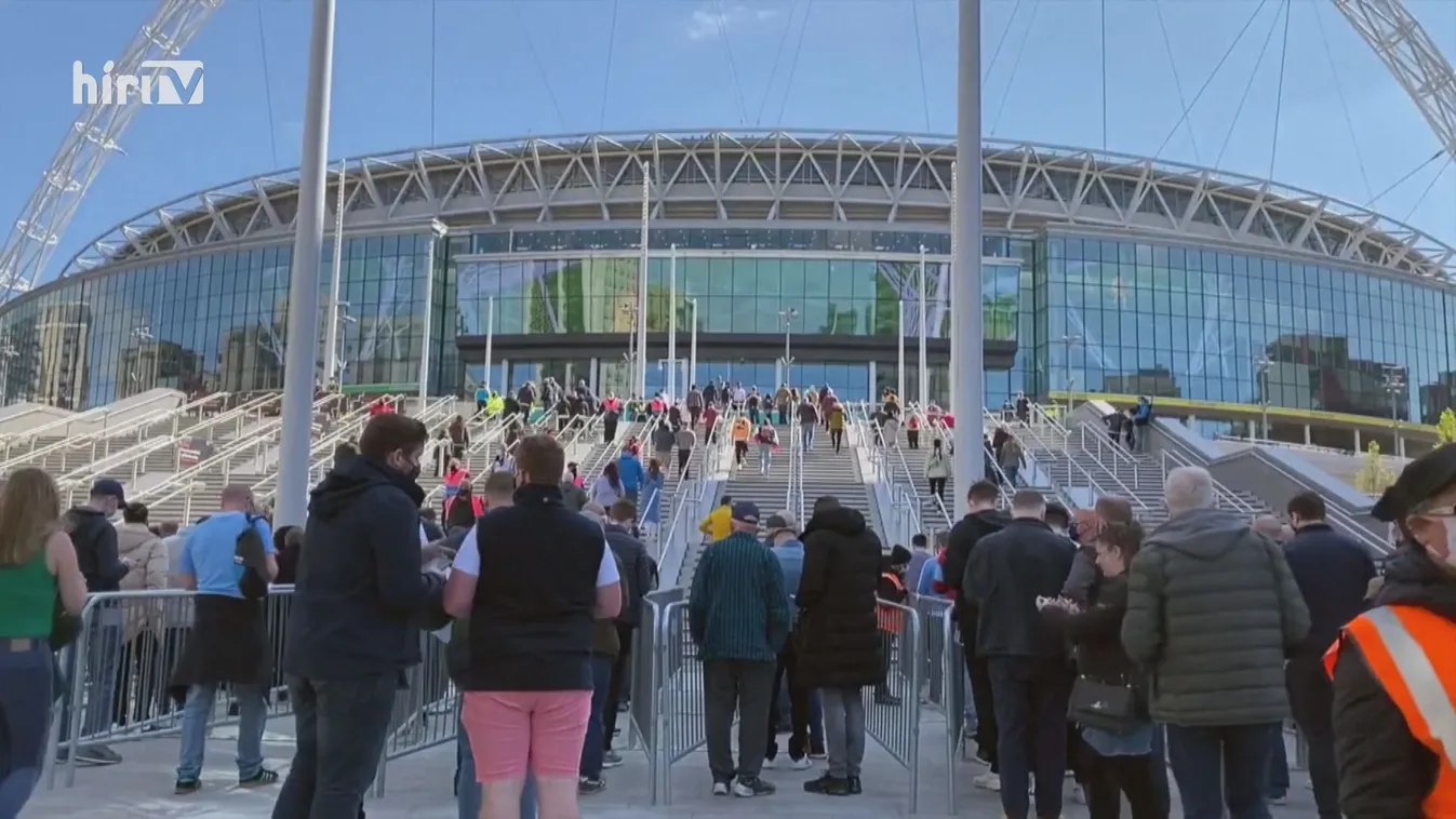 Próbakoncert és próbameccs Angliában