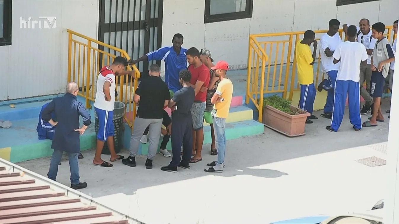 Nem bírja a migrációs nyomást Lampedusa