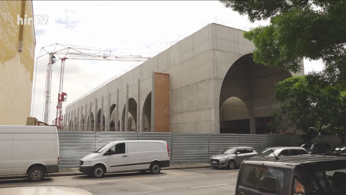 Milliárdos fejlesztéseket örökölt a pécsi baloldali városvezetés