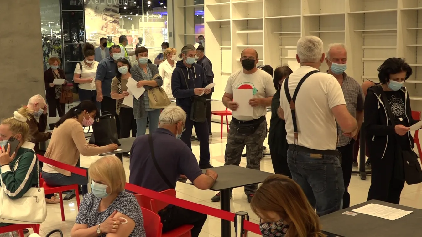 Már a bevásárlóközpontokban is oltanak Szerbiában