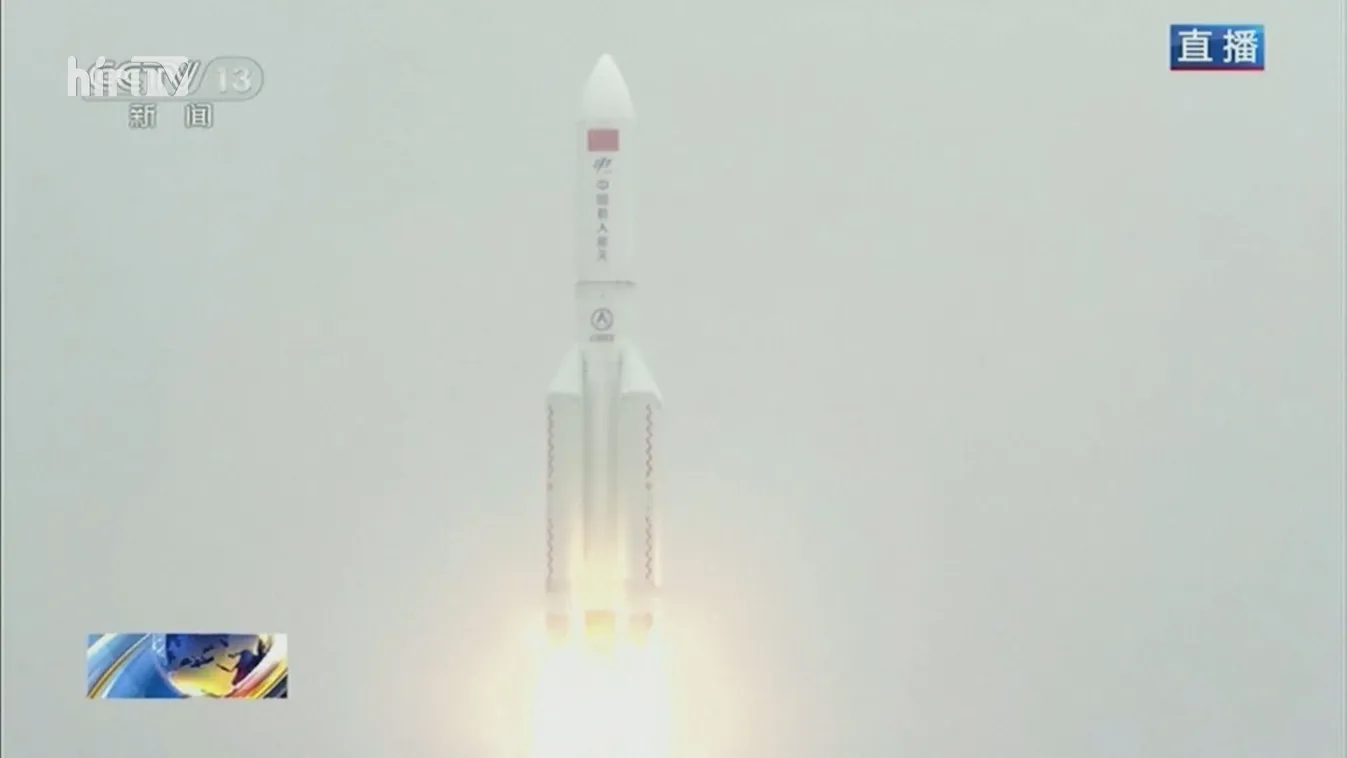 Nem tudni, hol fognak földbe csapódni a kínai rakéta darabjai