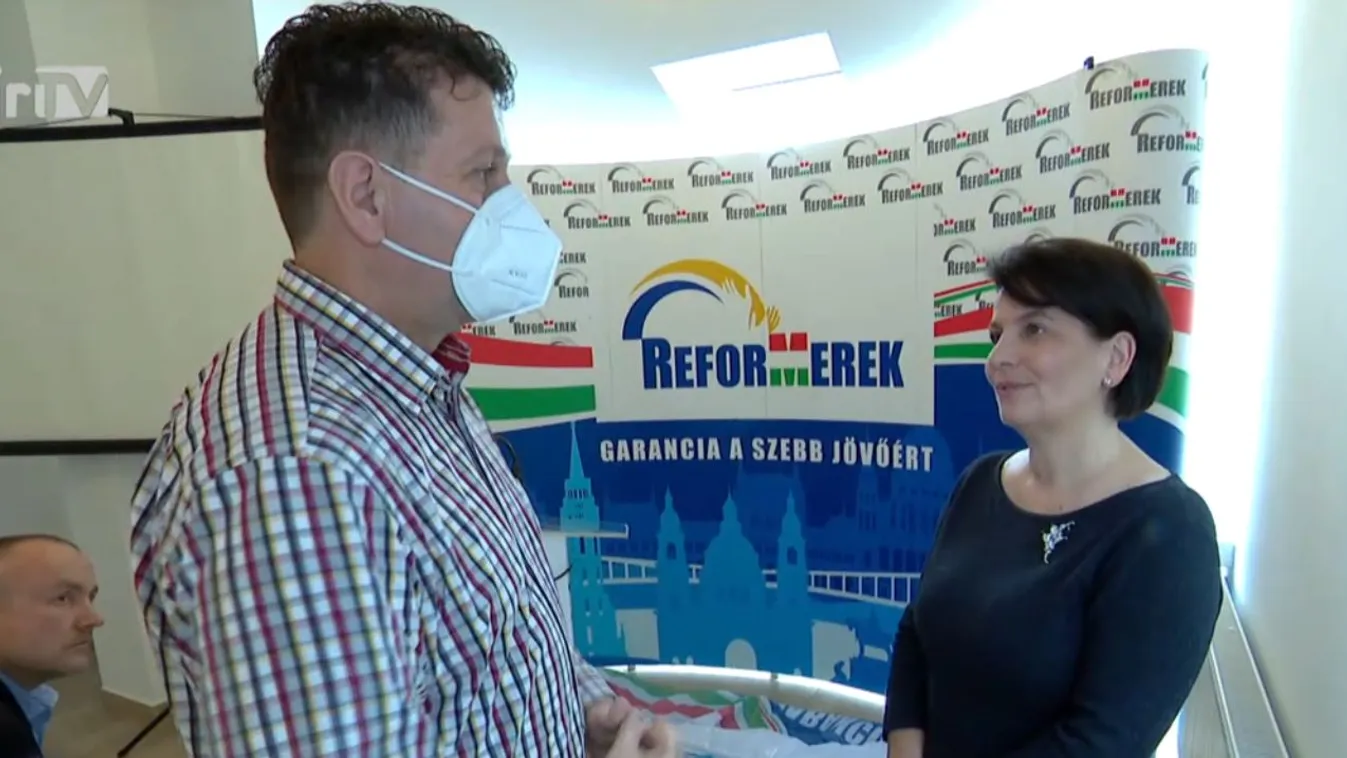 Még a volt jobbikos szerint is helyosztás zajlik a baloldalon