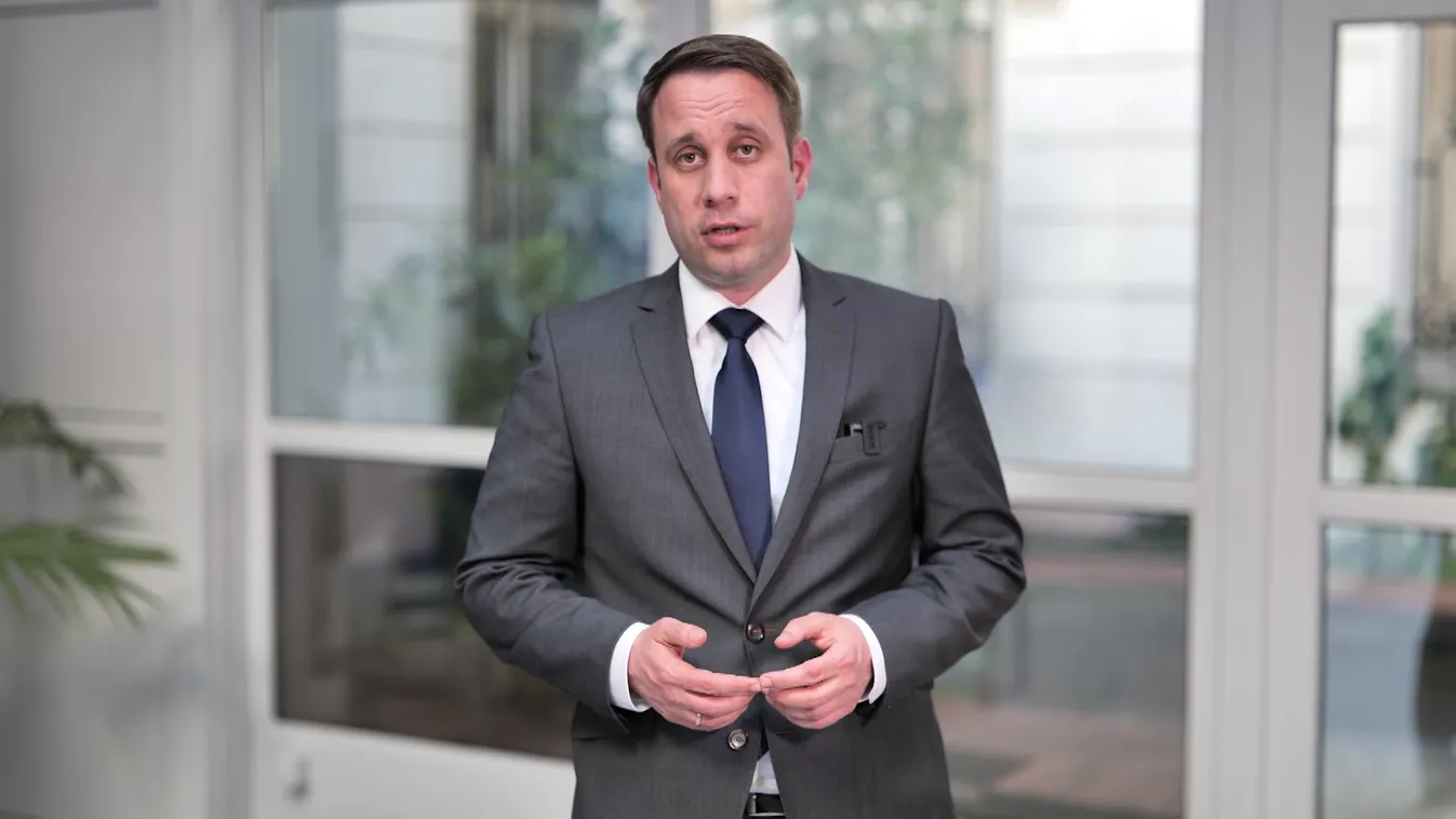 A 16 és 18 év közöttiek is megkaphatják az oltást