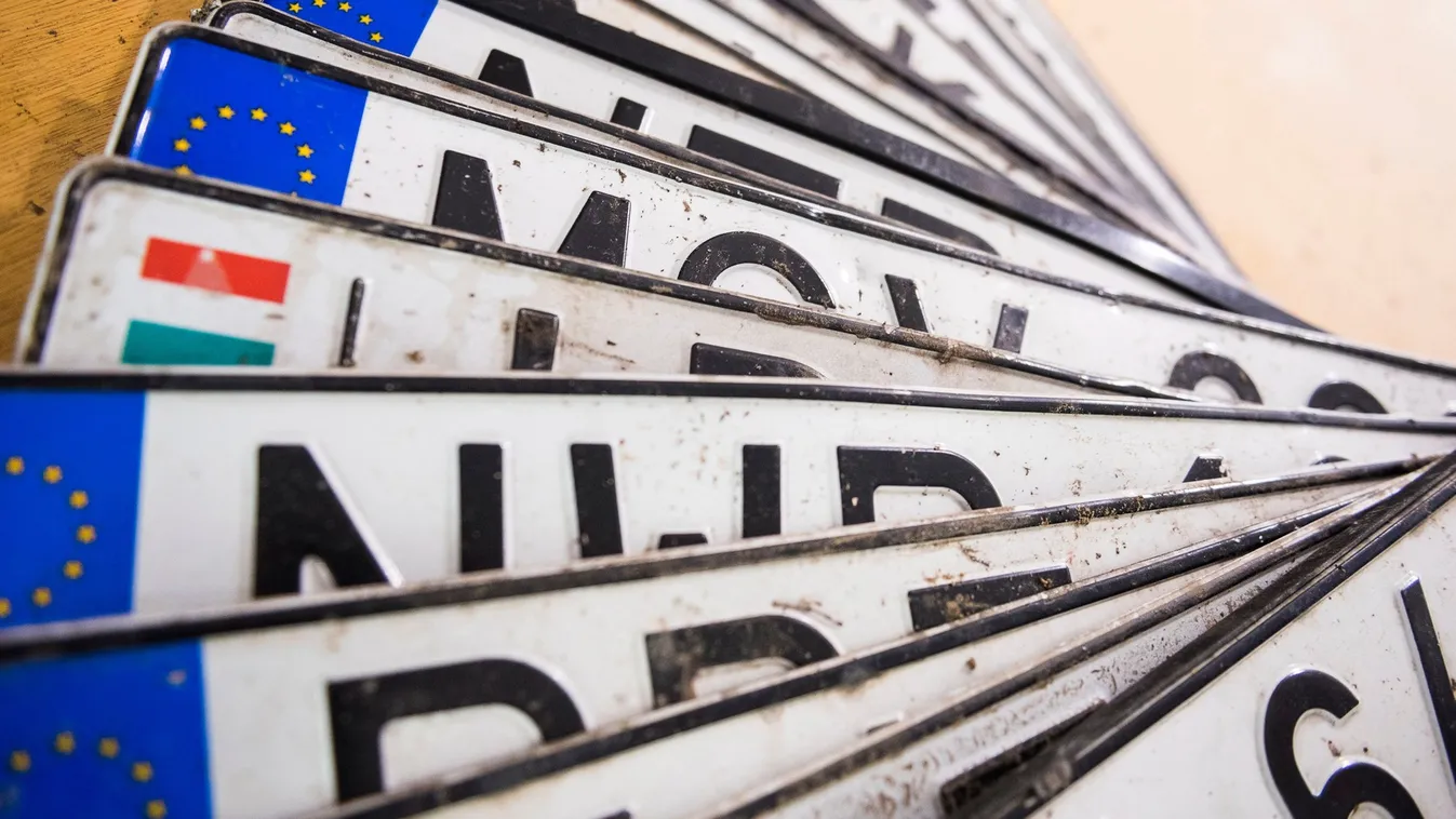 ITM: Jövő nyártól egy betűvel meghosszabbodnak a rendszámok