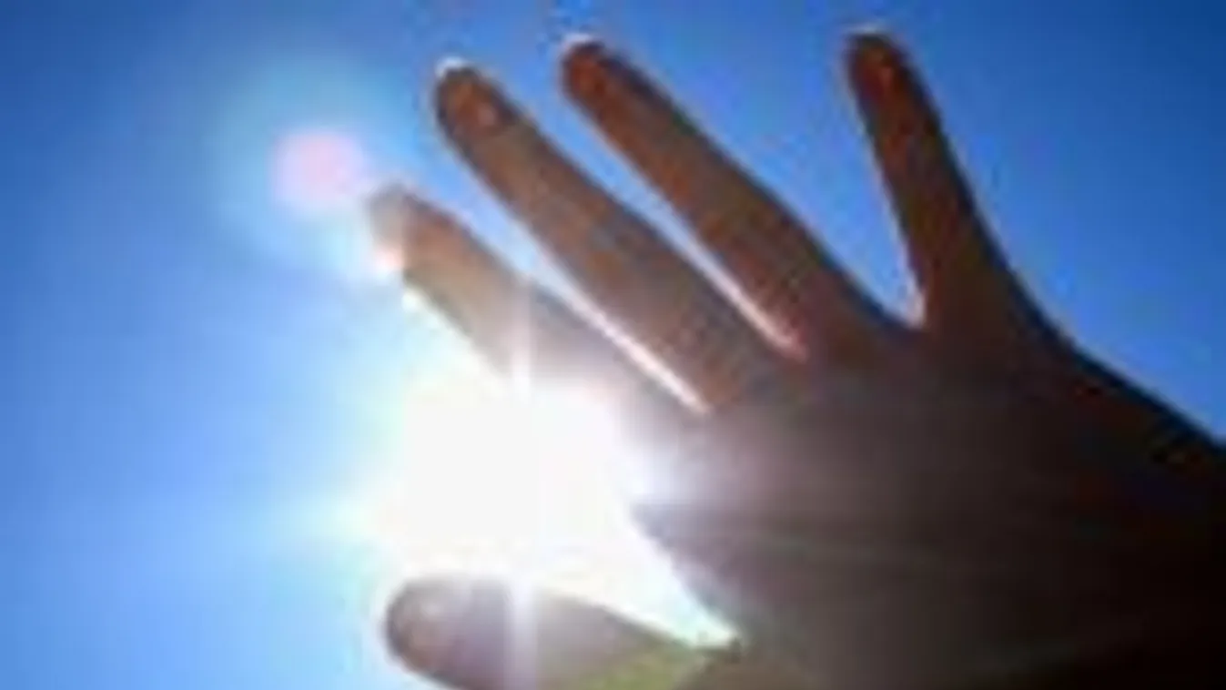 Életbe lépett a hőségriasztás