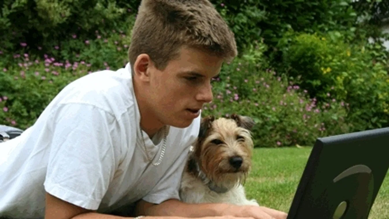 Tovább működnek a virtuális színházak