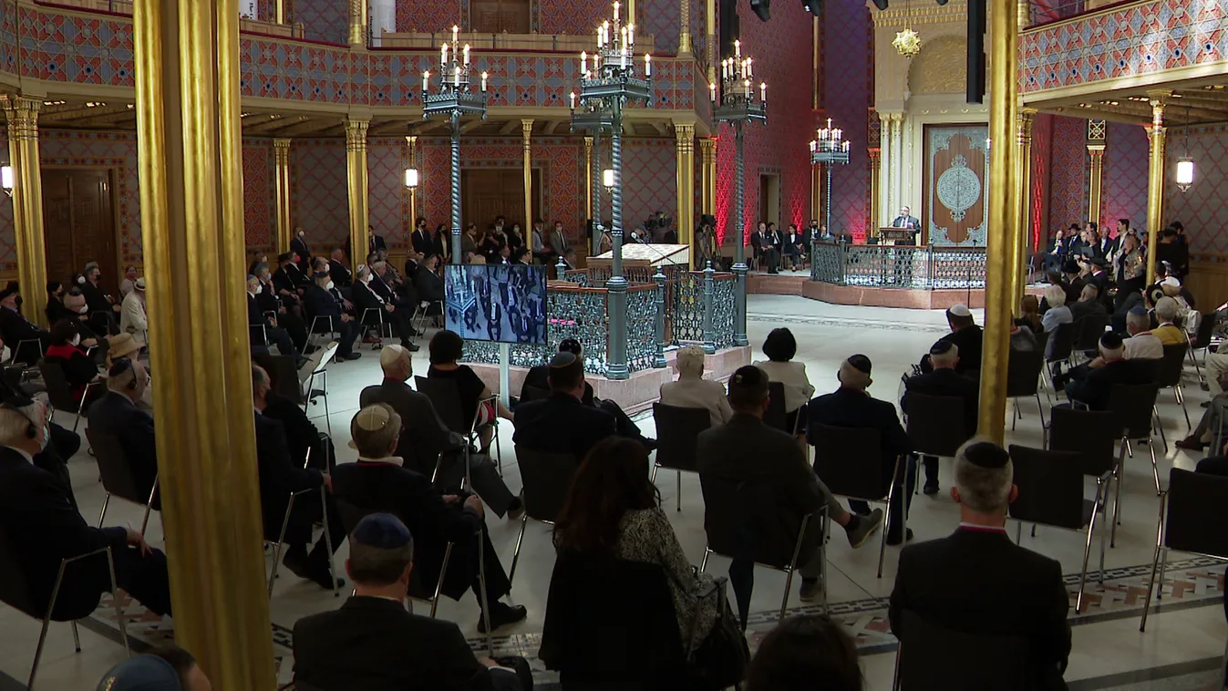 Frölich Róbert: A zsinagóga kapocs a föld és az ég között