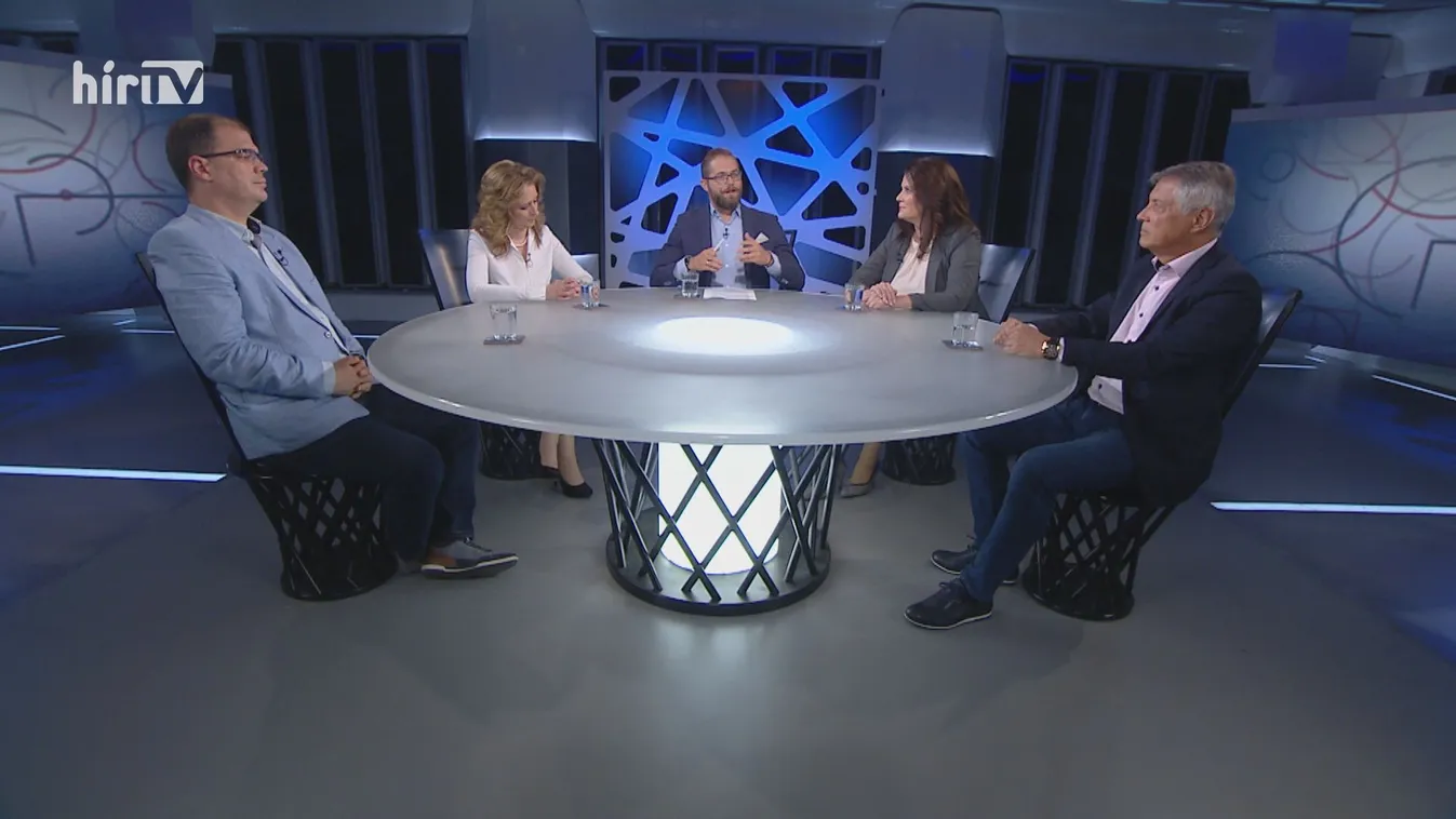 Civil kör: A magyar kormány figyel a fiatalokra!