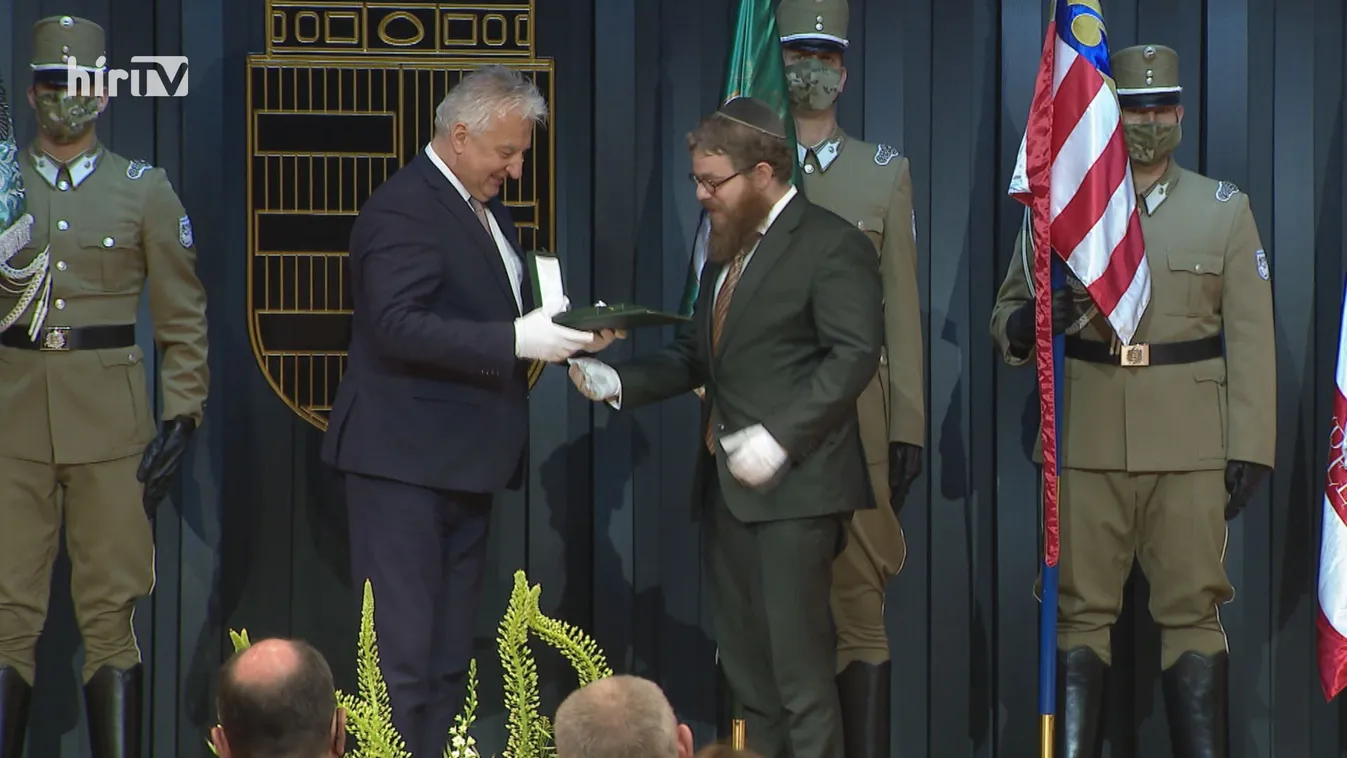 Átadták a március 15. alkalmából odaítélt állami kitüntetéseket