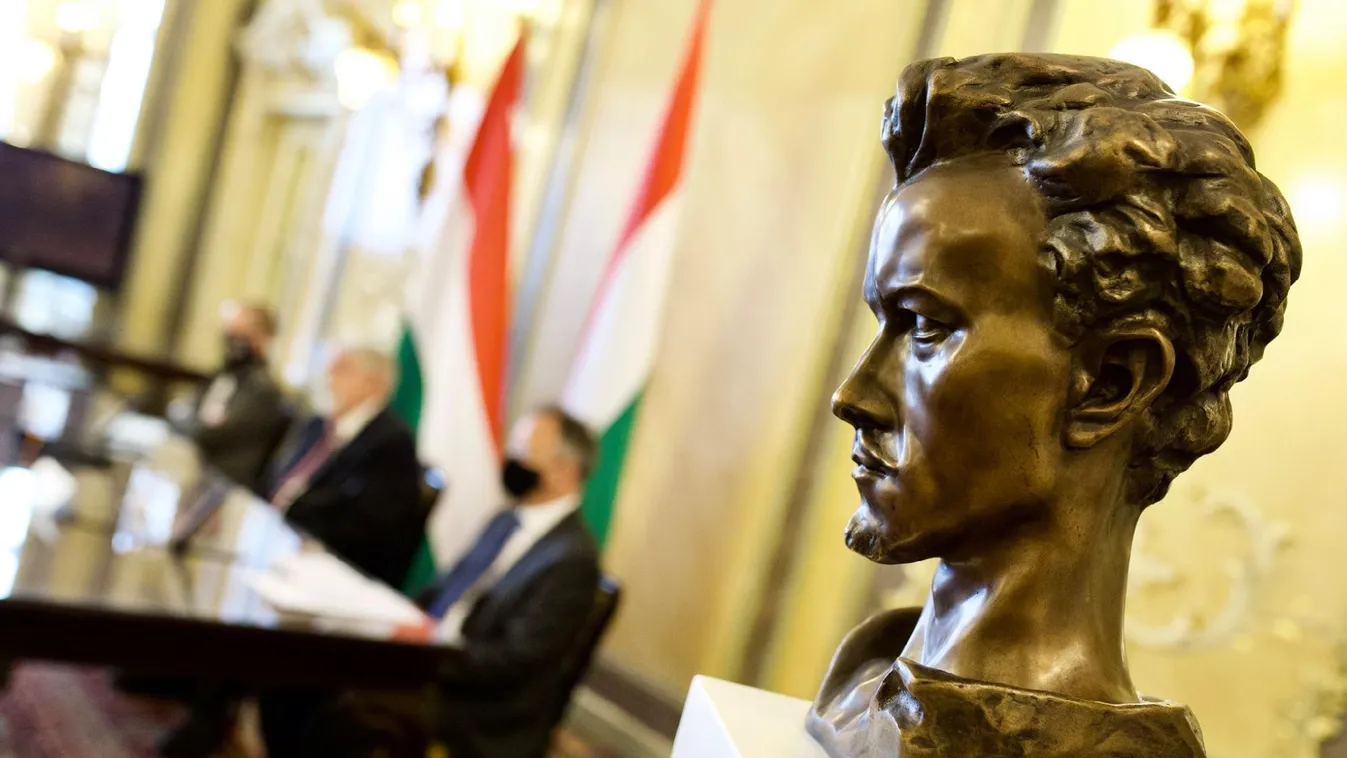 Petőfi, az anyanyelvi kultúra legerősebb márkája