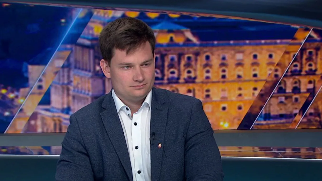 Ideológiai terjeszkedést lát bele a Fudan-ügybe az LMP társelnöke