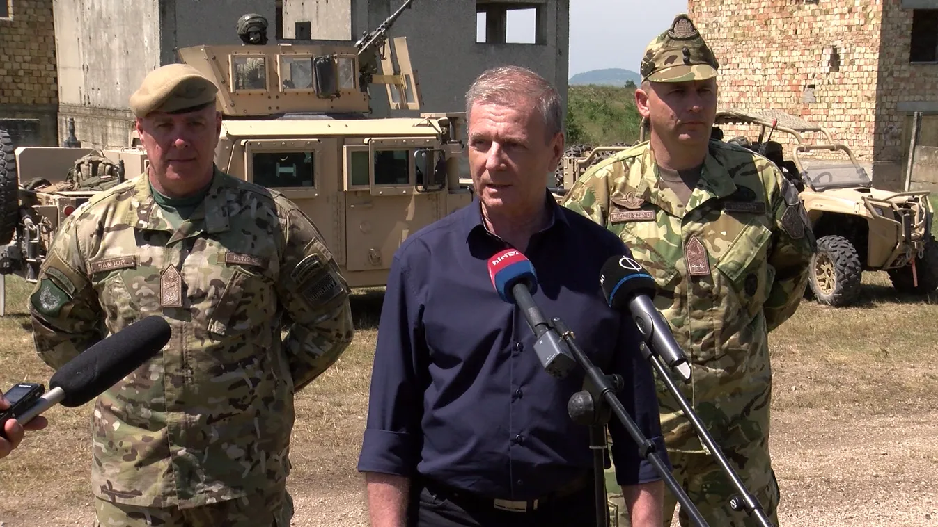 Hadgyakorlat Újdörögdön