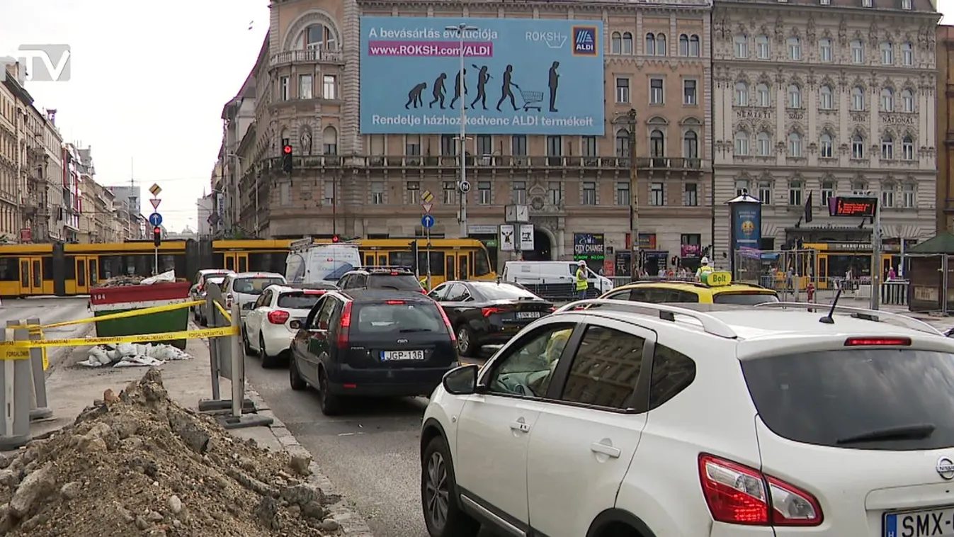 Újból dugók és káosz Budapest belvárosában