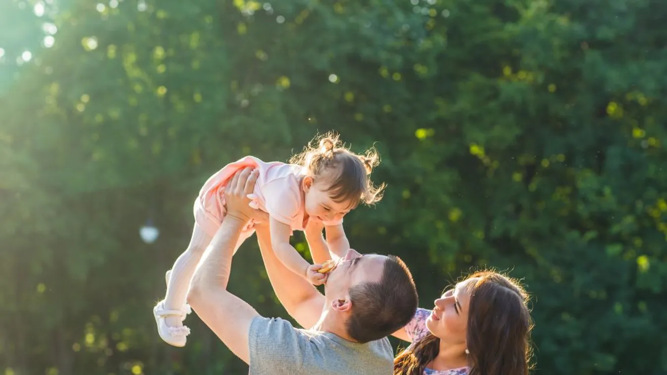 Magyarország válasza a népesedési problémákra a családbarát kormányzás