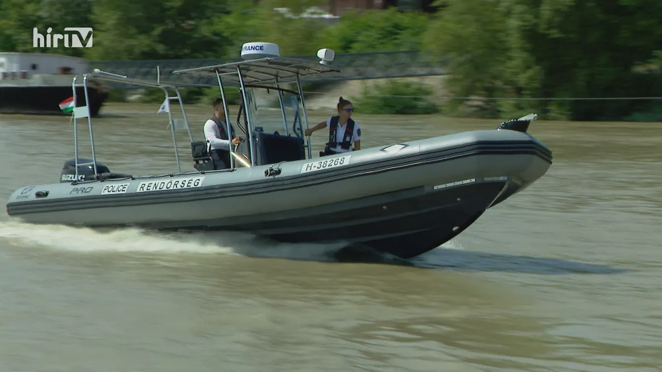 Új hajót kaptak a vízi rendőrök
