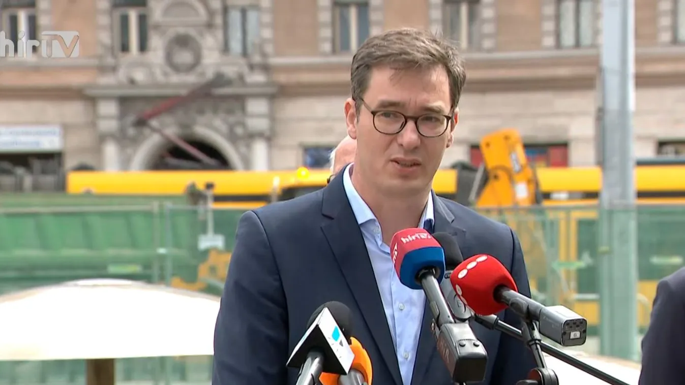 A kormány is segített a Blaha Lujza tér felújításában