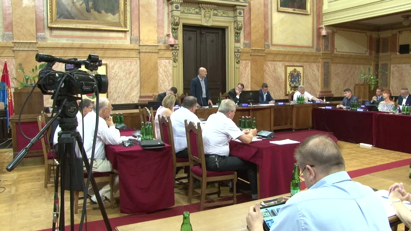 Felelősségre vonják az egri polgármestert