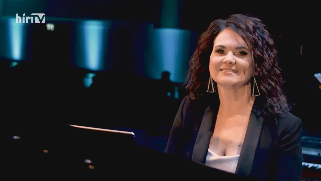 Mojito – Új klippel jelentkezik Szentpéteri Csilla