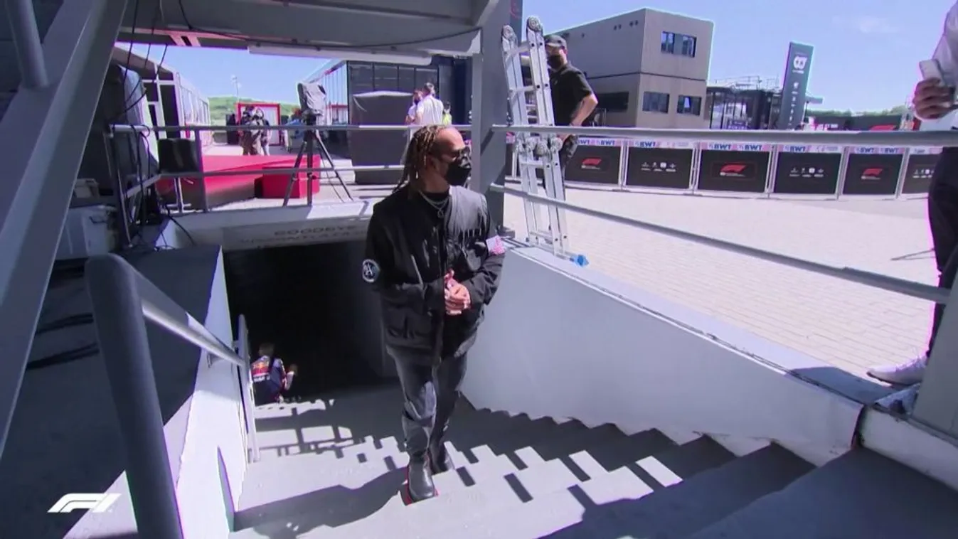 Hamilton az LMBTQ mellett kampányol