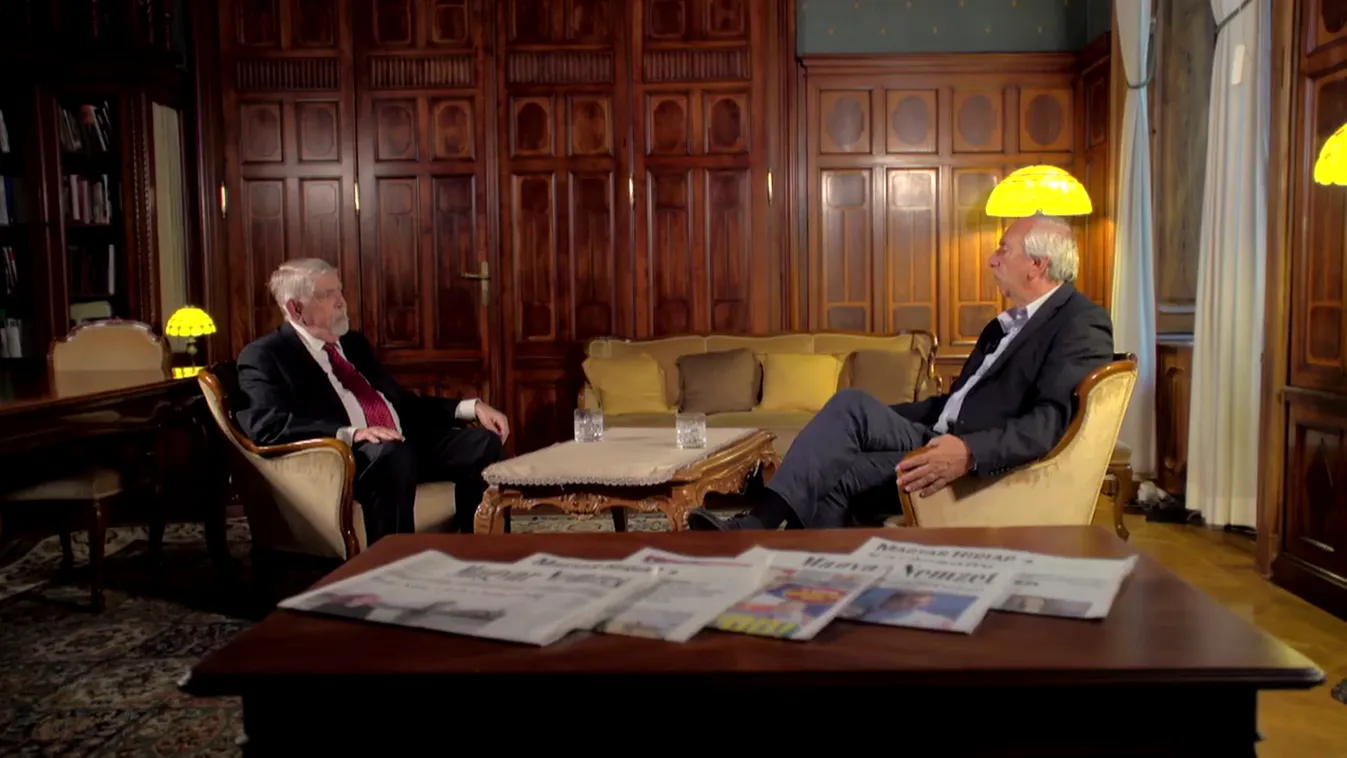 Kásler Miklós: Az egyetlen hatékony fegyver az oltás