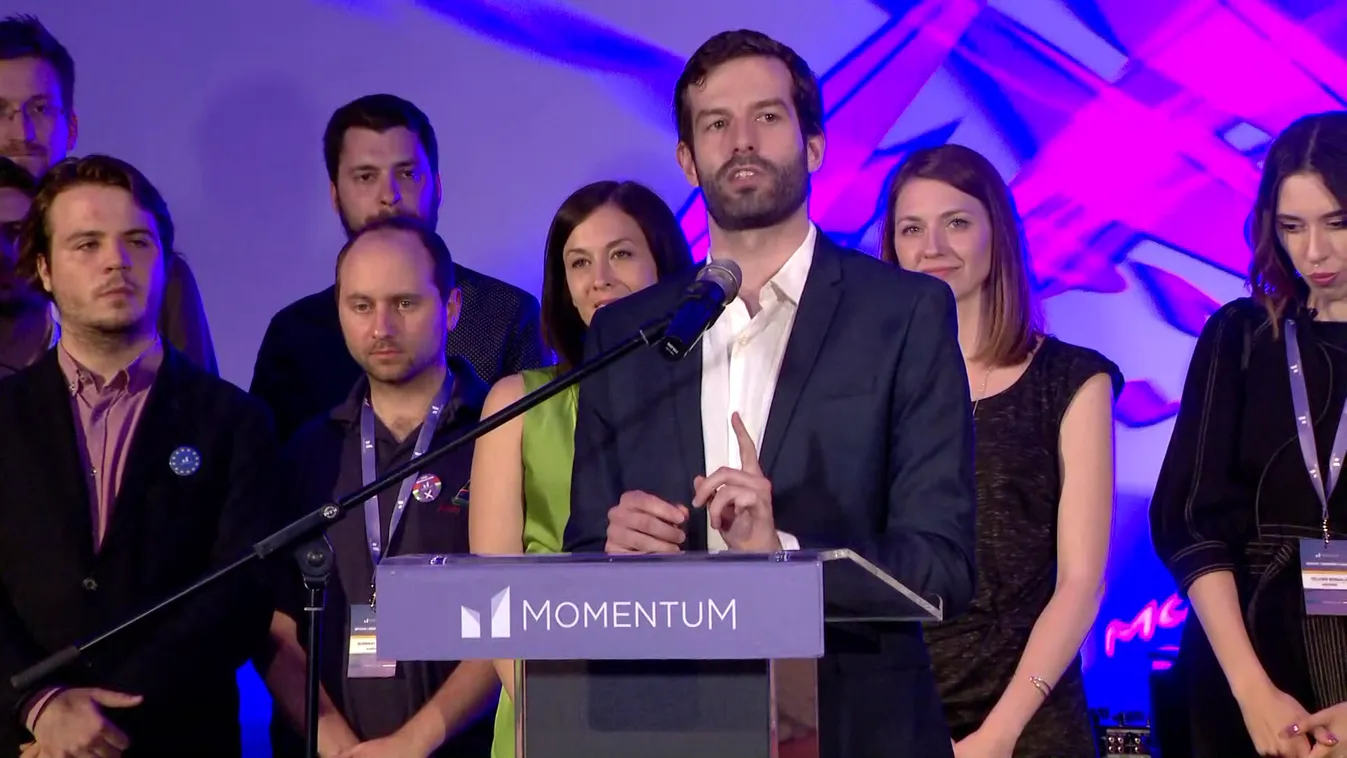 A Momentum is beszállt a cicaharcba