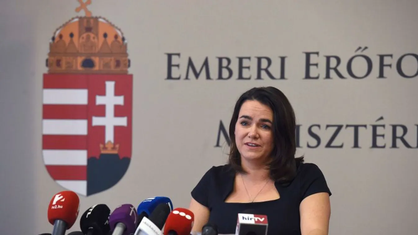 Novák Katalin: Ma kezdődik az előre hozott családtámogatások kifizetése