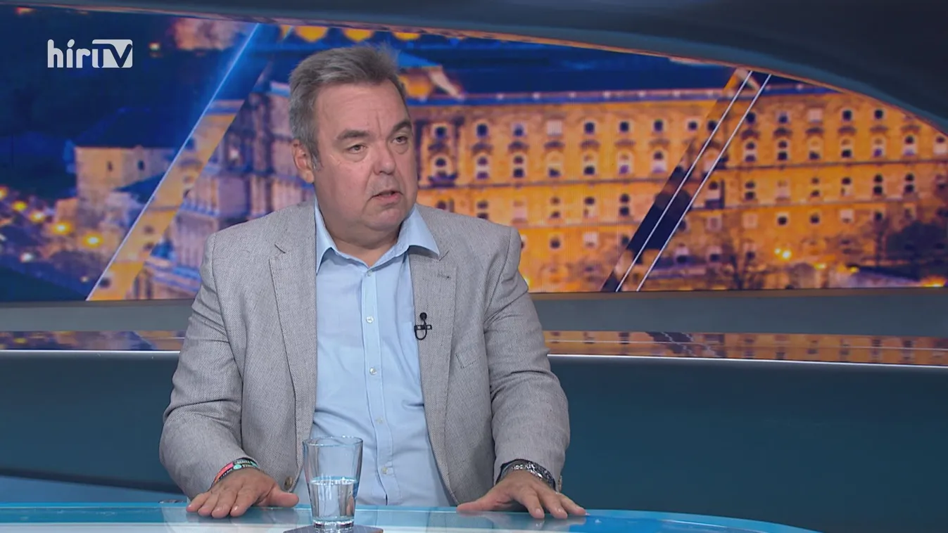 L. Simon László: Küldetésünk, hogy becsábítsuk a fiatalokat a múzeumokba, a Nemzeti Múzeumba